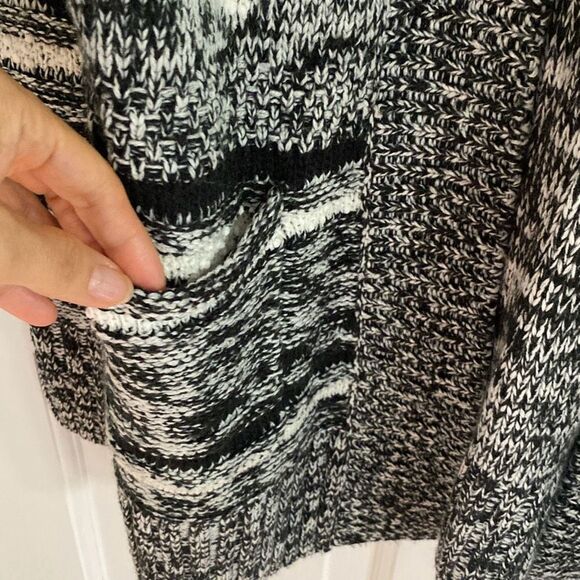 Mossimo open cardigan with tribal pattern size M - Picture 5 of 12